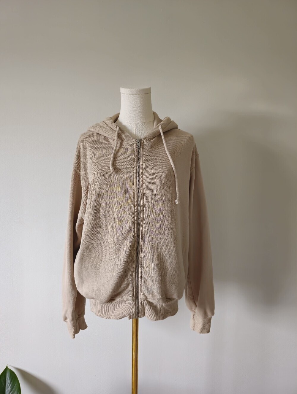 Aritzia Wilfred Free 1 xs s Light Taupe Zip Hoodie